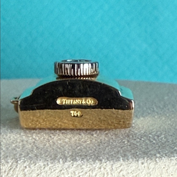 Tiffany & Co. 18k gold diamond camera pendant charm (rare) - Picture 8 of 14
